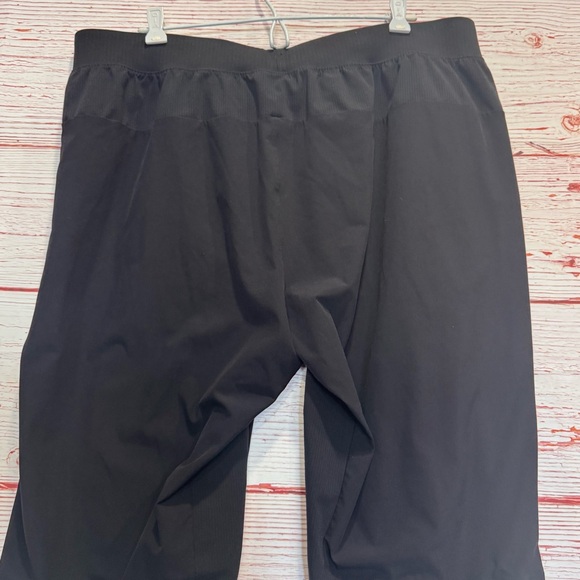 Lululemon In Mind Pant 30” in Black Sz XXL - Picture 10 of 13